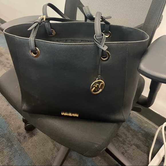 Michael Kors Purse - Picture 2 of 2